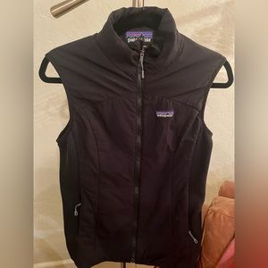 Patagonia Women’s Black Polyester Vest *Nearly new